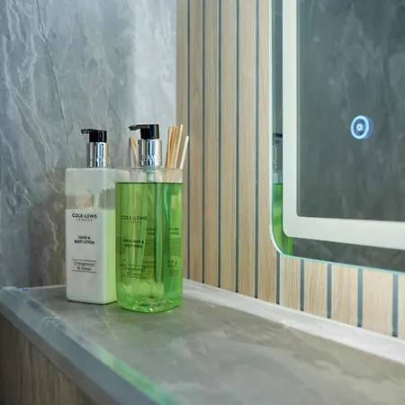 Riverside Park 2 Апартаменты *