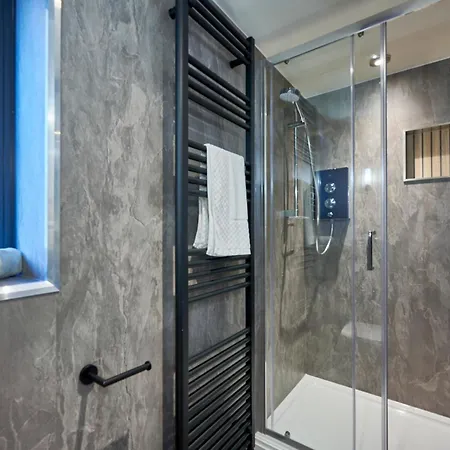 Riverside Park 2 Апартаменты *