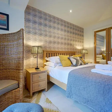 Riverside Park 2 Апартаменты *