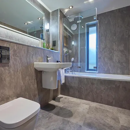 Riverside Park 2 Апартаменты Кесвик