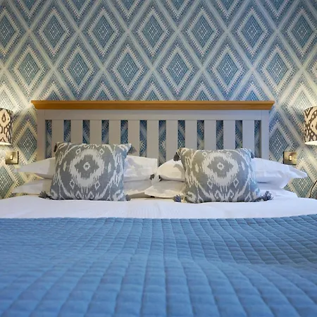 Апартаменты Riverside Park 2